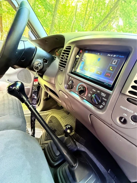 2003 Ford F-150 10th Gen - Image 10 of 17
