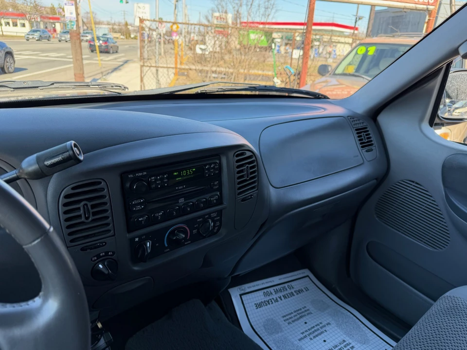 2003 Ford F-150 10th Gen - Image 17 of 20