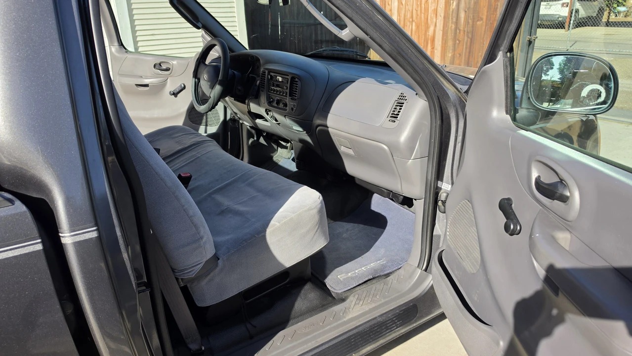 2003 Ford F-150 10th Gen - Image 9 of 11