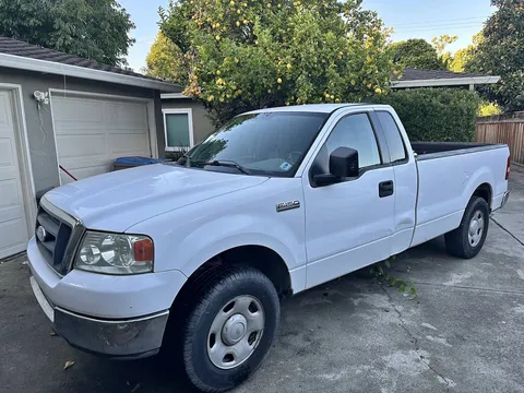 2003 Ford F-150 XL Triton V8