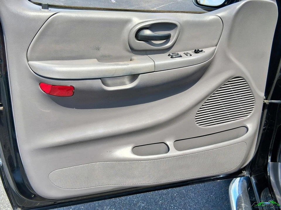 2003 Ford F-150 10th Gen - Image 10 of 24