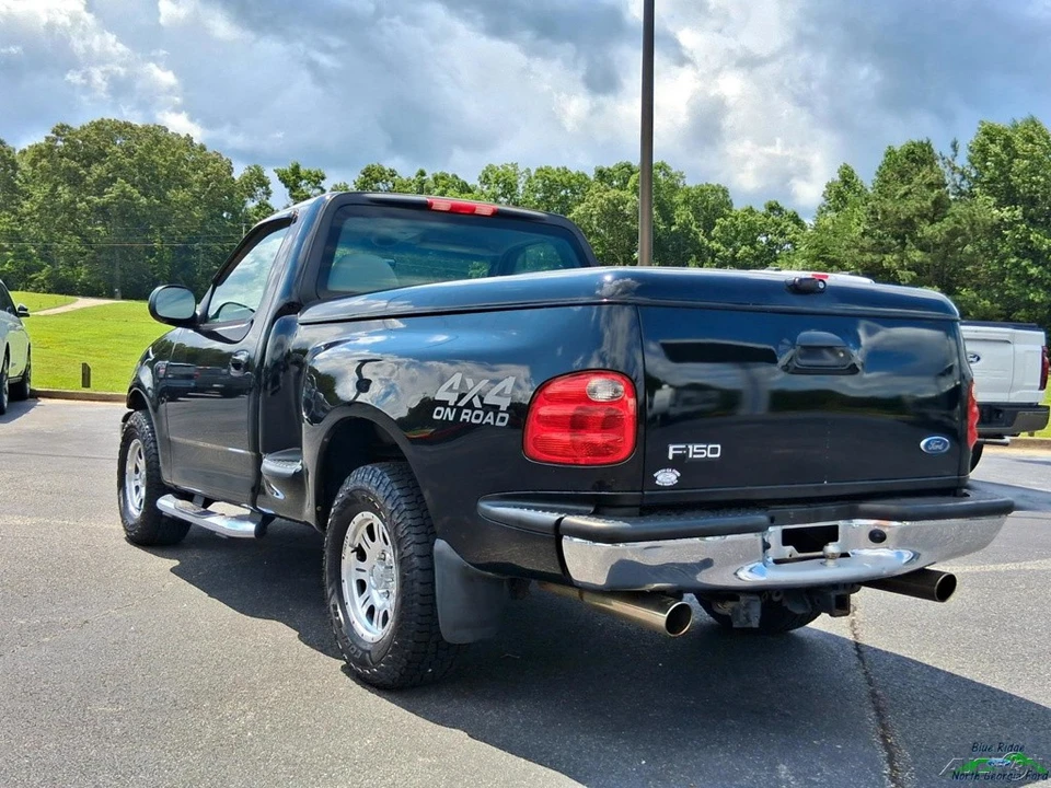 2003 Ford F-150 10th Gen - Image 2 of 24