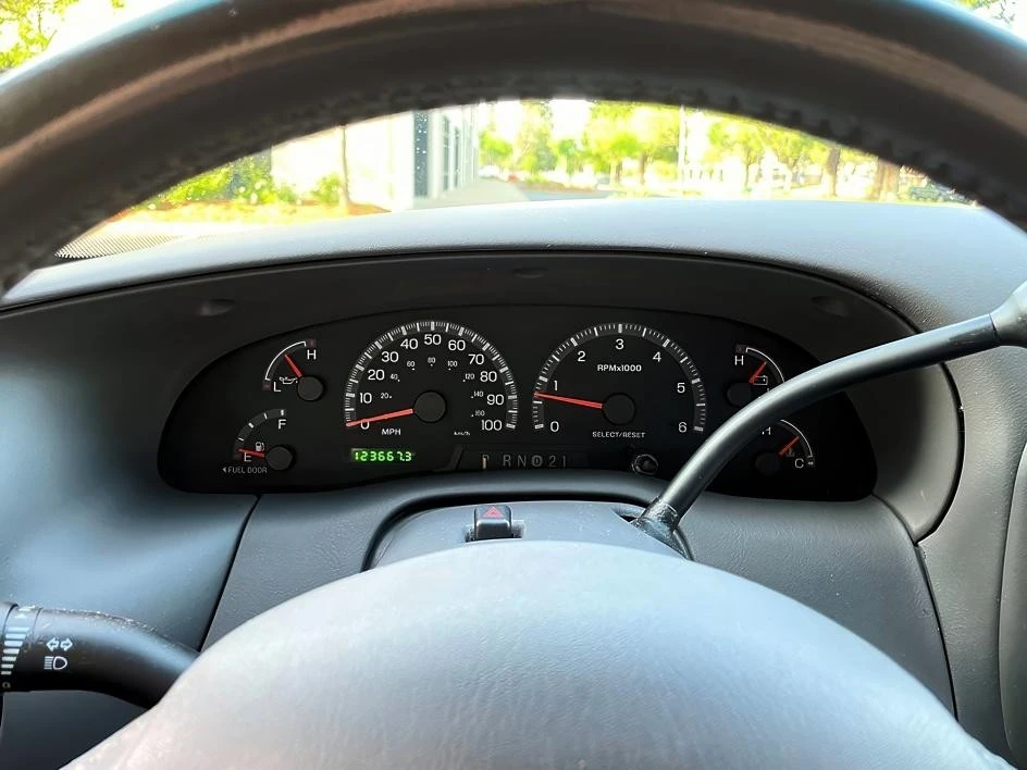 2003 Ford F-150 10th Gen - Image 16 of 17