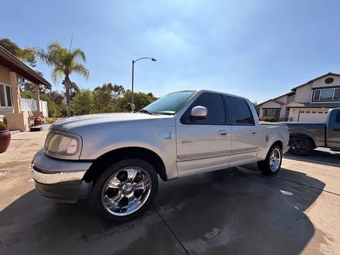 2003 Ford F-150 XLT Crew Cab