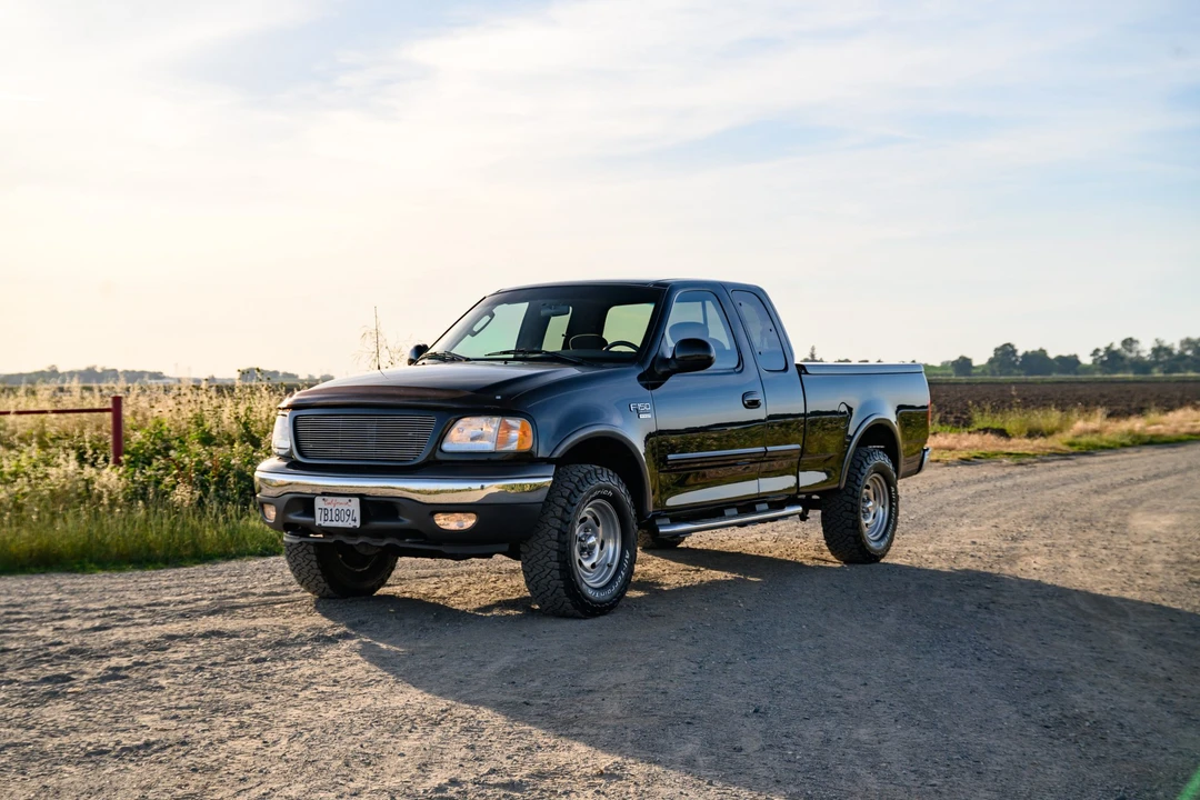 2003 Ford F-150 10th Gen - Image 2 of 31