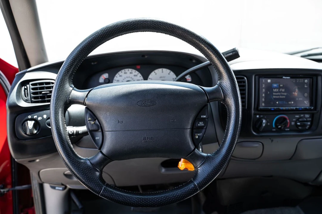 2003 Ford F-150 10th Gen - Image 27 of 31