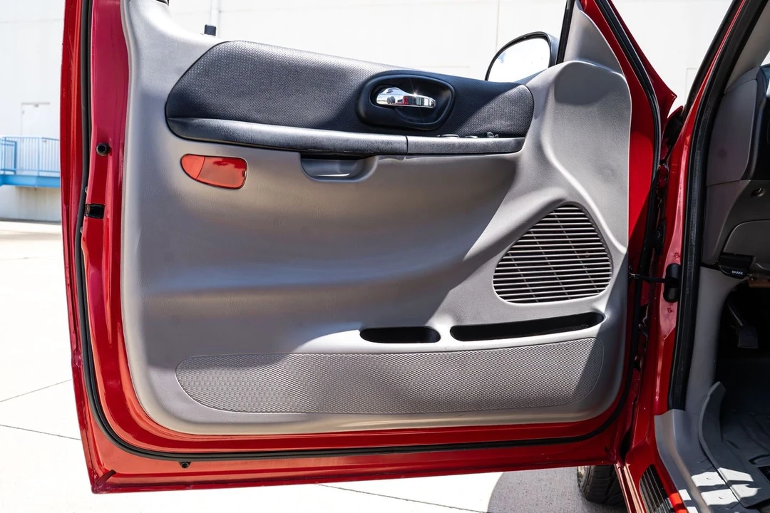 2003 Ford F-150 10th Gen - Image 19 of 31