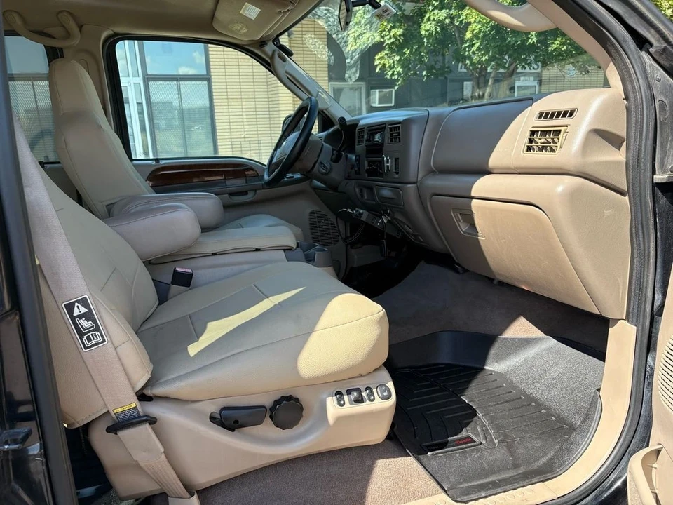 2003 Ford Super Duty 1st Gen - Image 10 of 21