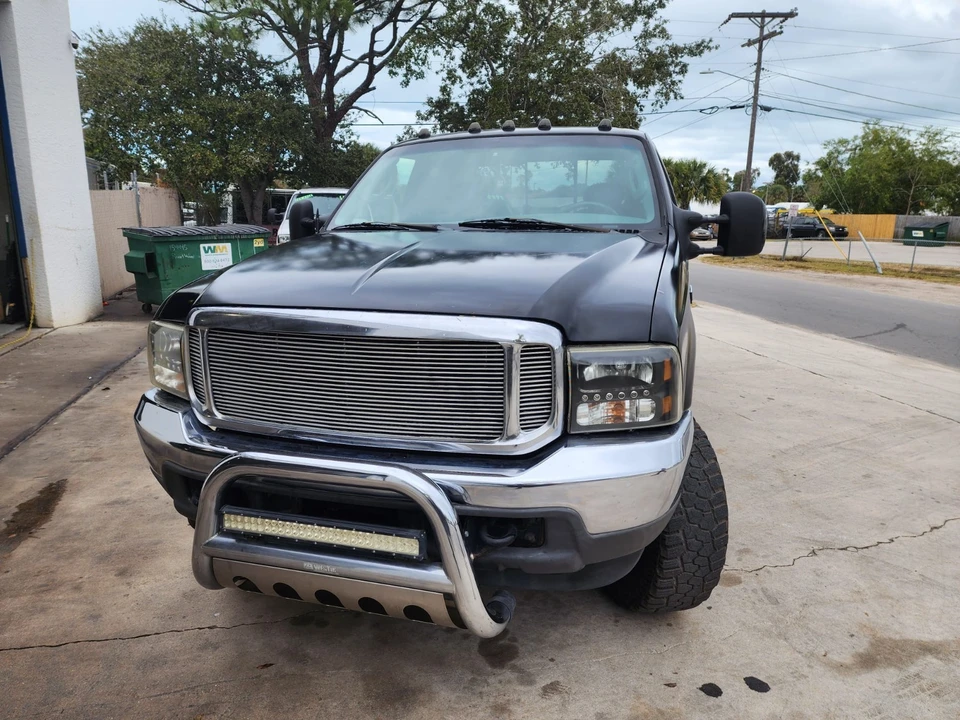 2003 Ford Super Duty 1st Gen - Image 2 of 14