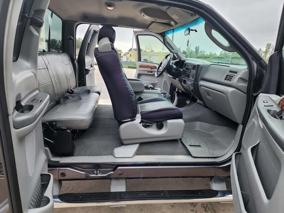 2003 Ford Super Duty 1st Gen - Image 13 of 14