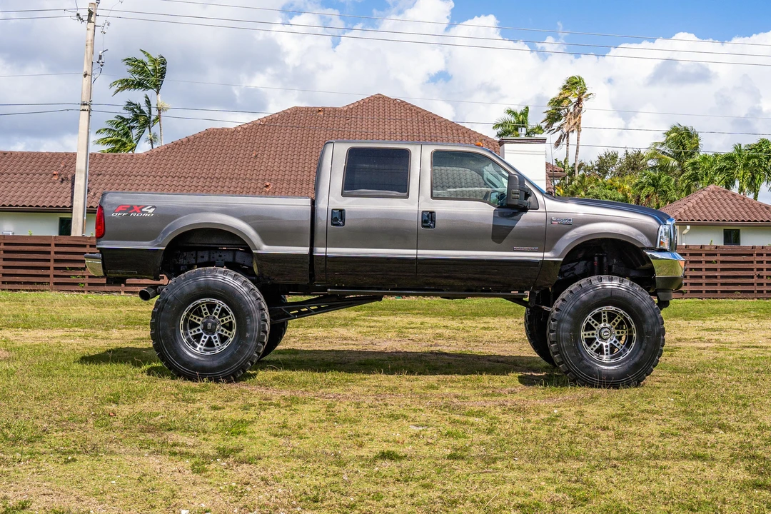 2003 Ford Super Duty 1st Gen - Image 9 of 31