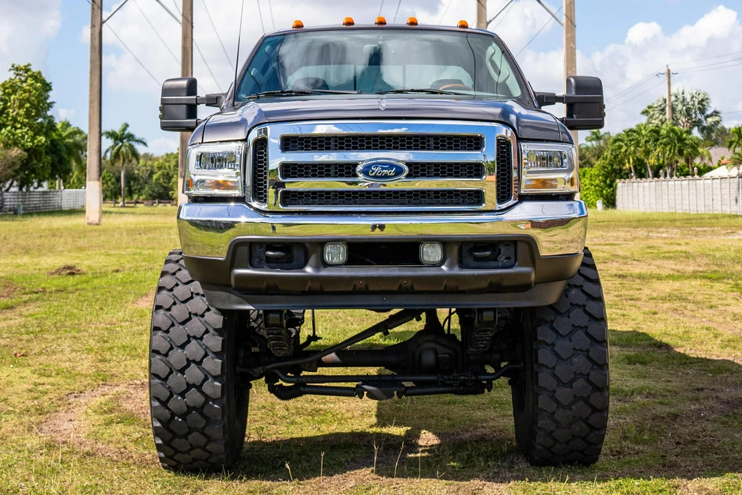 2003 Ford Super Duty 1st Gen - Image 2 of 31