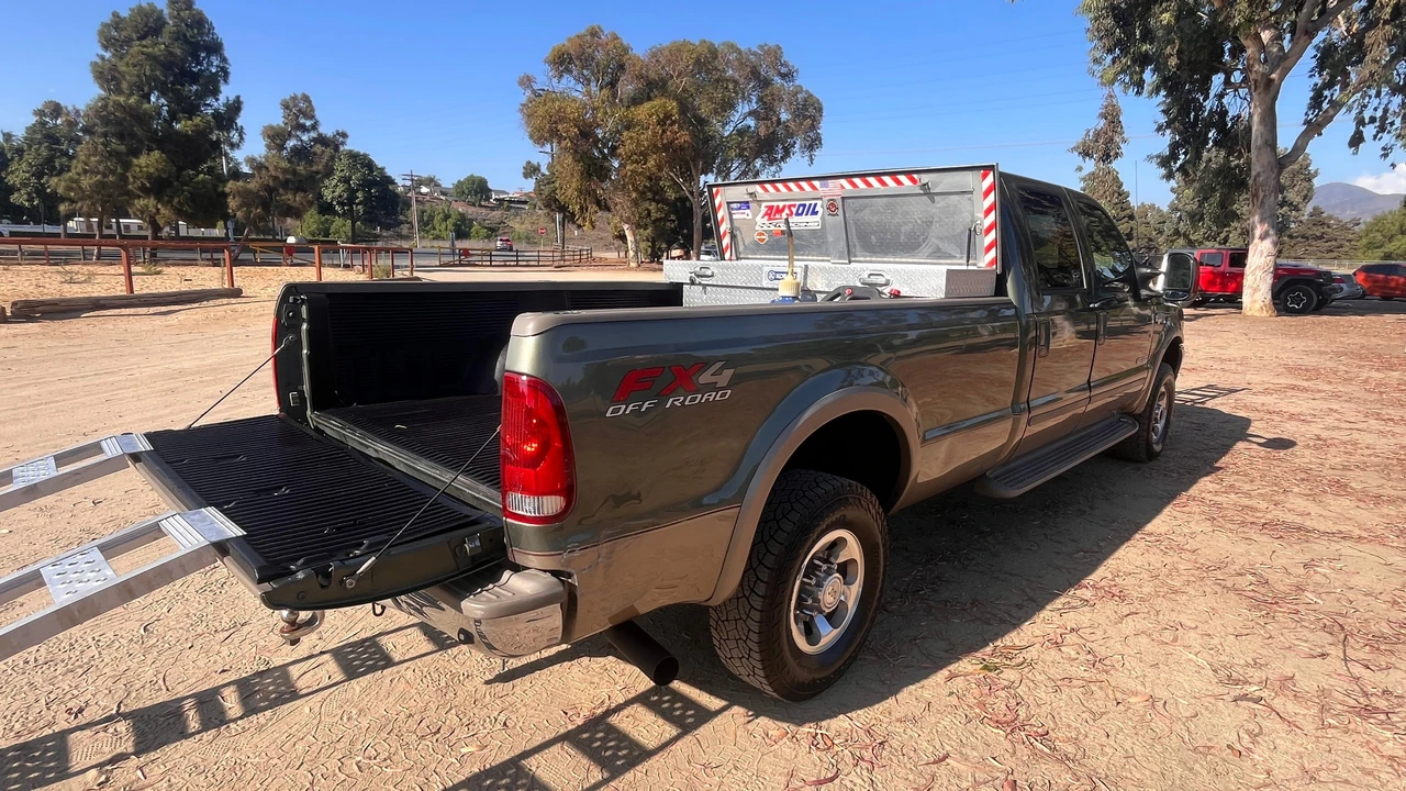2003 Ford Super Duty 1st Gen - Image 15 of 30