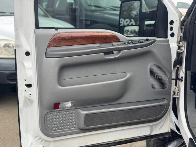 2003 Ford Super Duty 1st Gen - Image 16 of 31