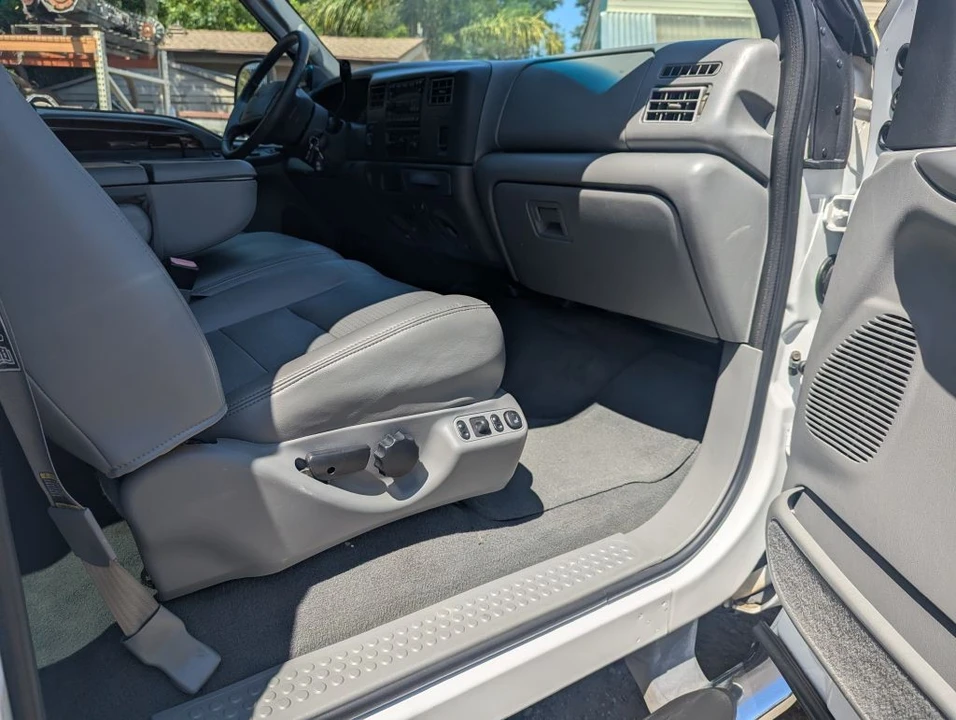 2003 Ford Super Duty 1st Gen - Image 16 of 21