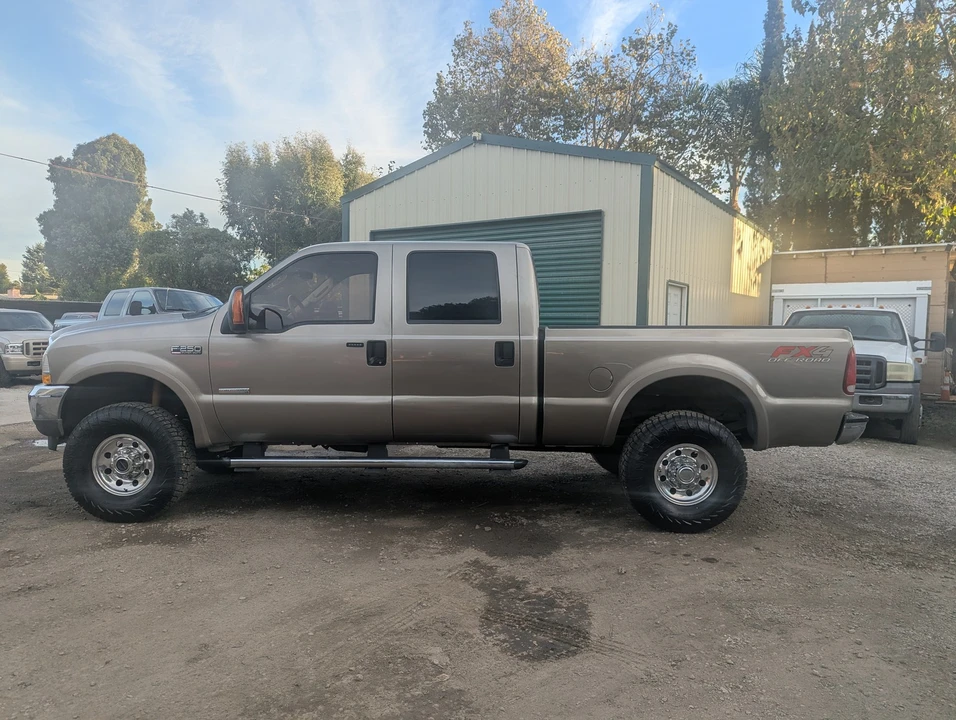 2003 Ford Super Duty 1st Gen - Image 2 of 17