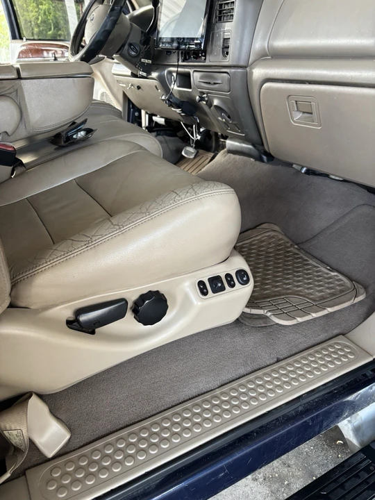 2003 Ford Super Duty 1st Gen - Image 4 of 13
