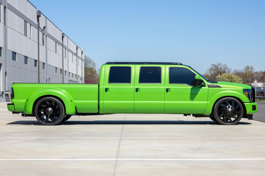 2003 Ford Super Duty 1st Gen - Image 2 of 21