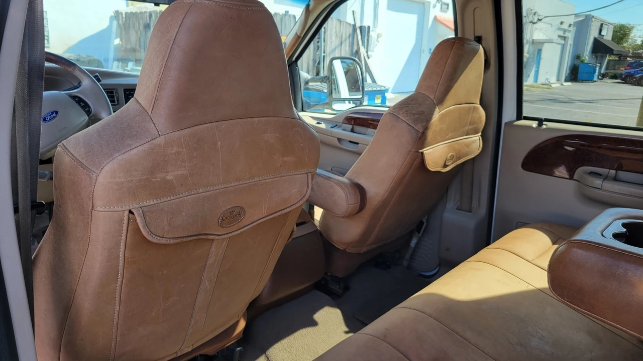 2003 Ford Super Duty 1st Gen - Image 20 of 21