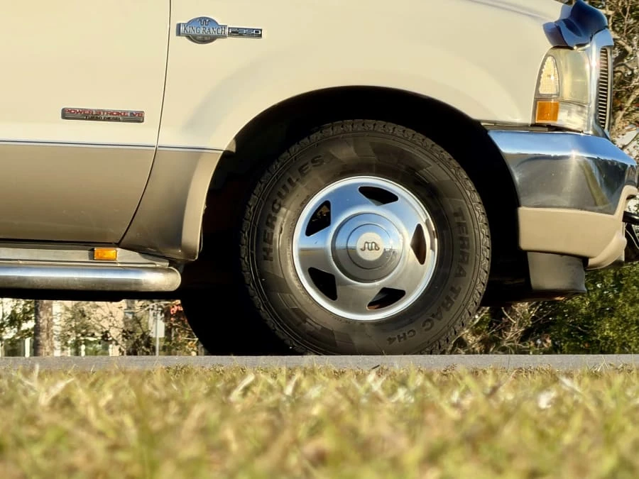 2003 Ford F-Series - Image 8 of 25