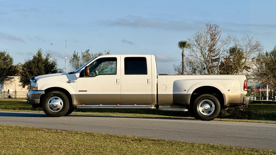 2003 Ford F-Series - Image 2 of 25