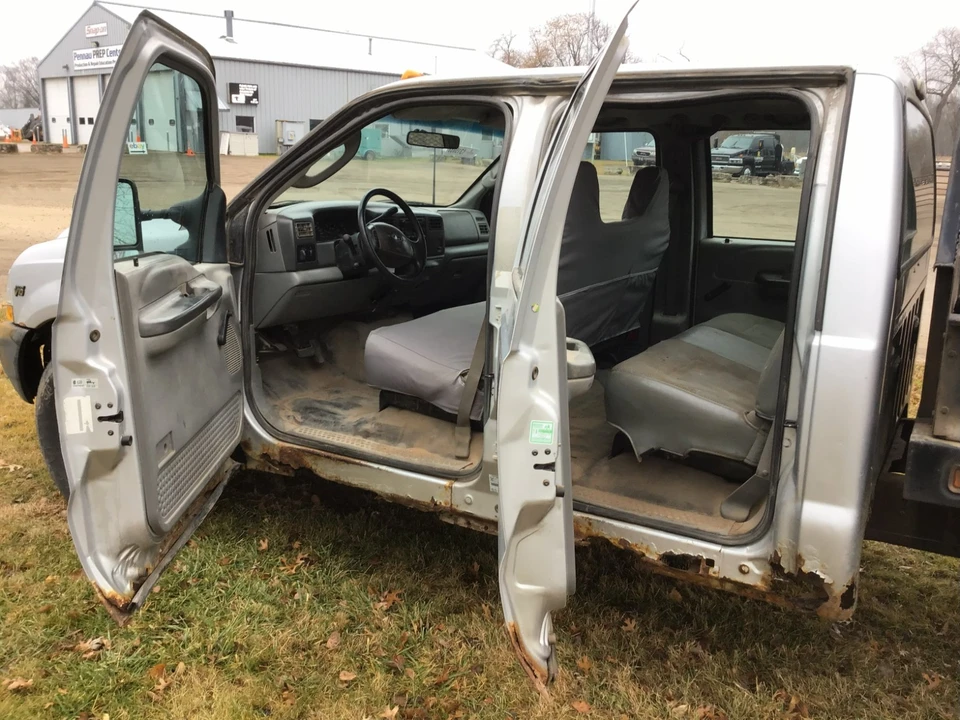 2003 Ford Super Duty 1st Gen - Image 9 of 13
