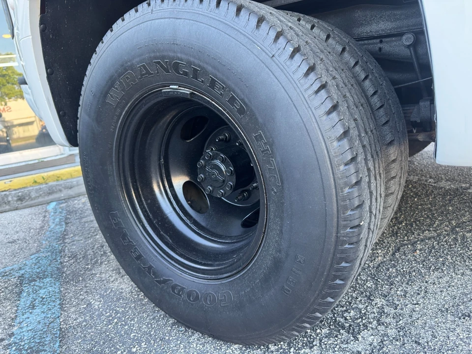 2003 Ford Super Duty 1st Gen - Image 12 of 21