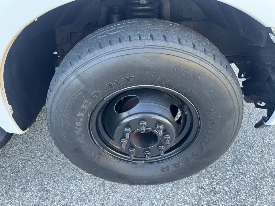 2003 Ford Super Duty 1st Gen - Image 11 of 21