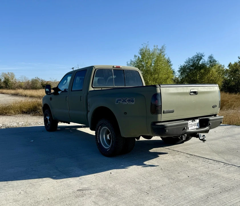 2003 Ford Super Duty 1st Gen - Image 3 of 7