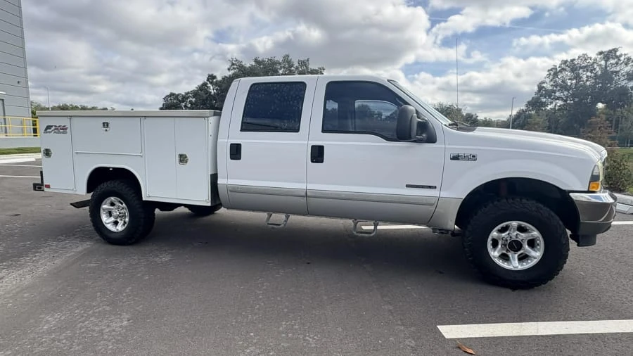 2003 Ford Super Duty 1st Gen - Image 2 of 31