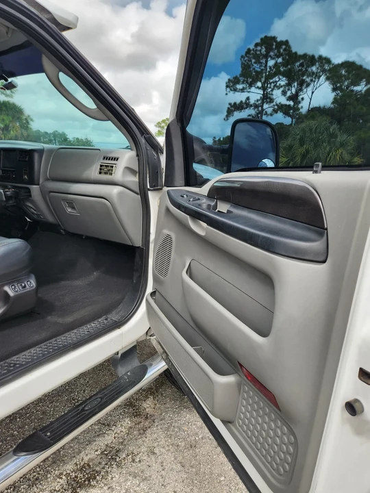 2003 Ford Super Duty 1st Gen - Image 10 of 18