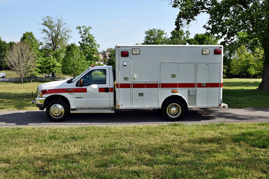 2003 Ford Super Duty 1st Gen - Image 3 of 31