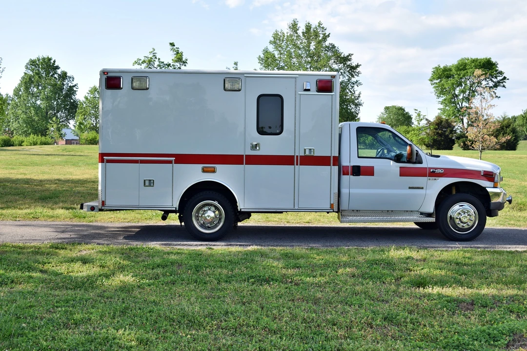 2003 Ford Super Duty 1st Gen - Image 8 of 31