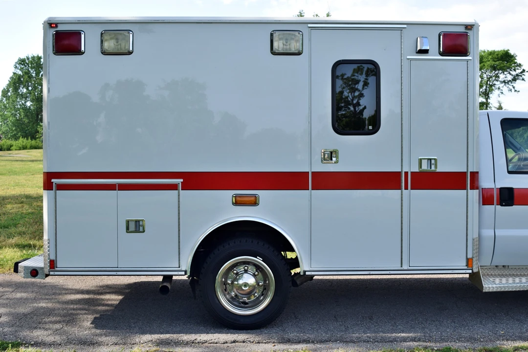 2003 Ford Super Duty 1st Gen - Image 15 of 31