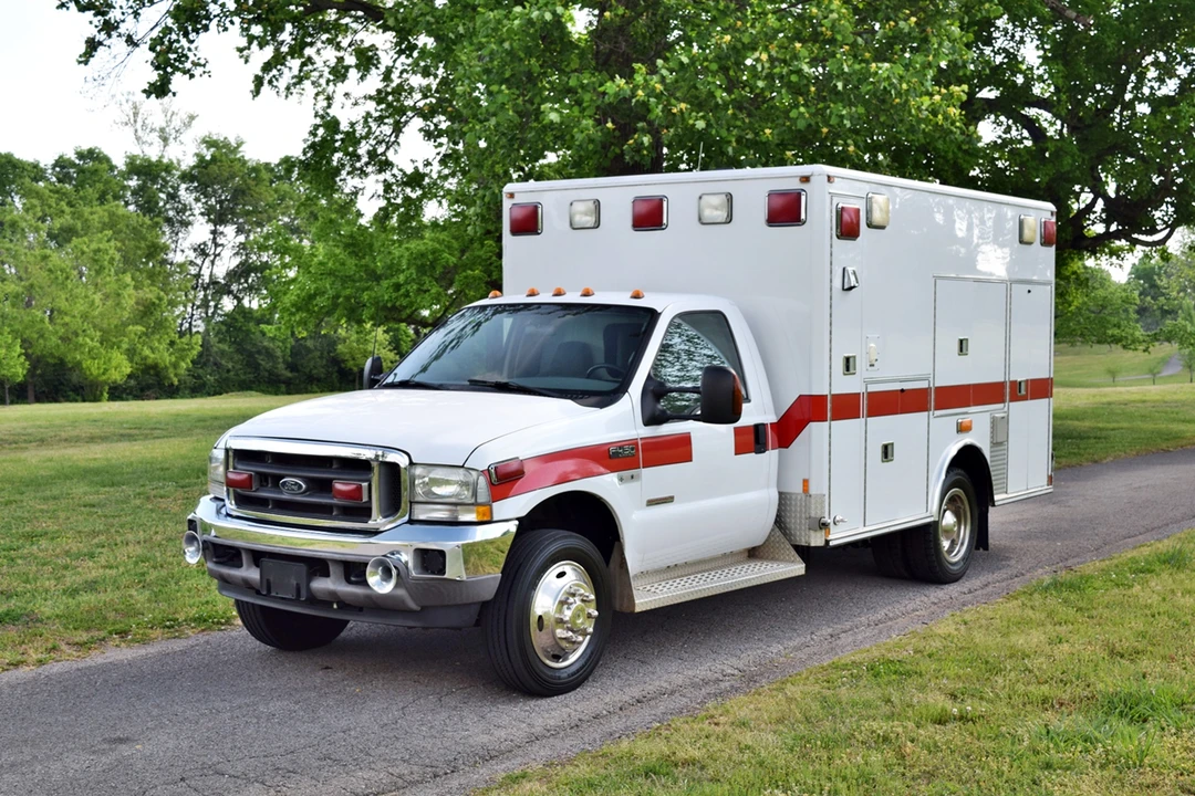 2003 Ford Super Duty 1st Gen - Image 2 of 31