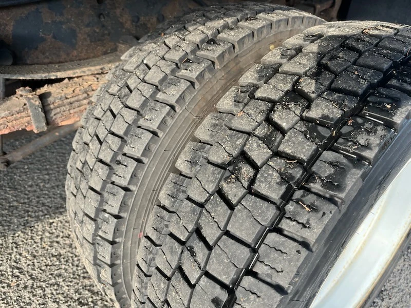 2003 Ford Super Duty 1st Gen - Image 9 of 12