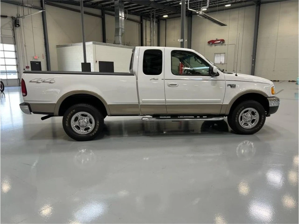 2003 Ford F-150 10th Gen - Image 2 of 23