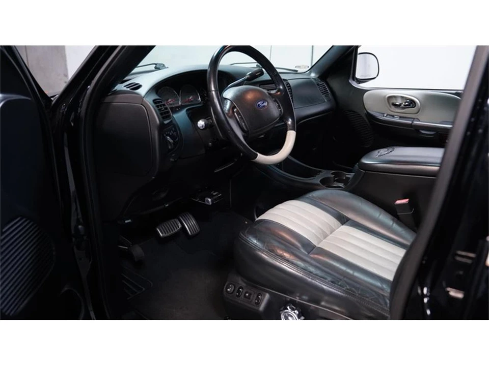 2003 Ford F-150 10th Gen - Image 4 of 31