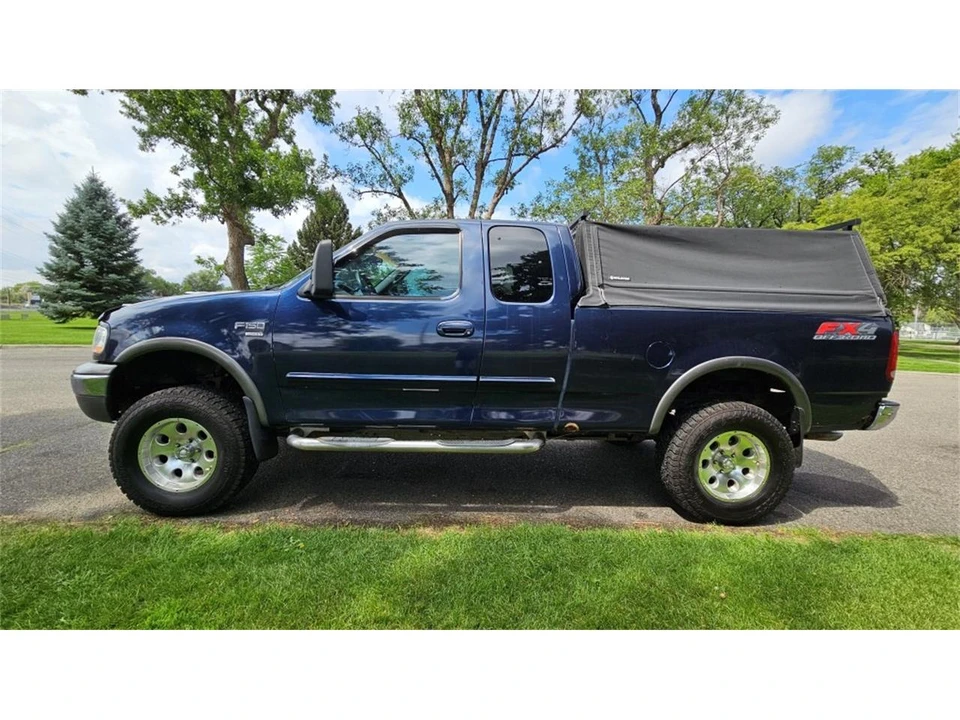 2003 Ford F-150 10th Gen - Image 2 of 31