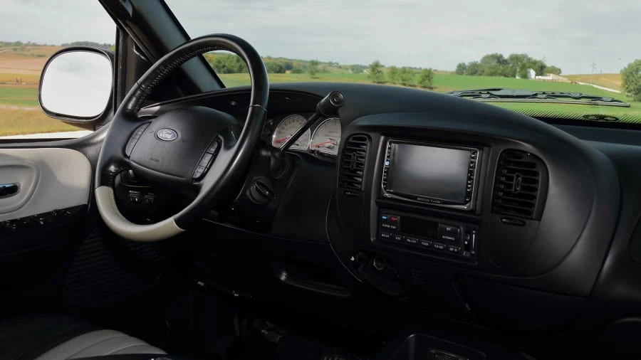 2003 Ford F-150 10th Gen - Image 19 of 26