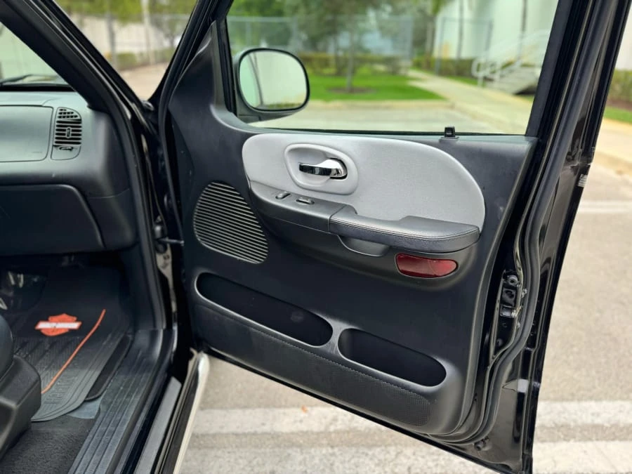 2003 Ford F-150 10th Gen - Image 13 of 23