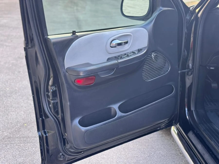2003 Ford F-150 10th Gen - Image 17 of 31