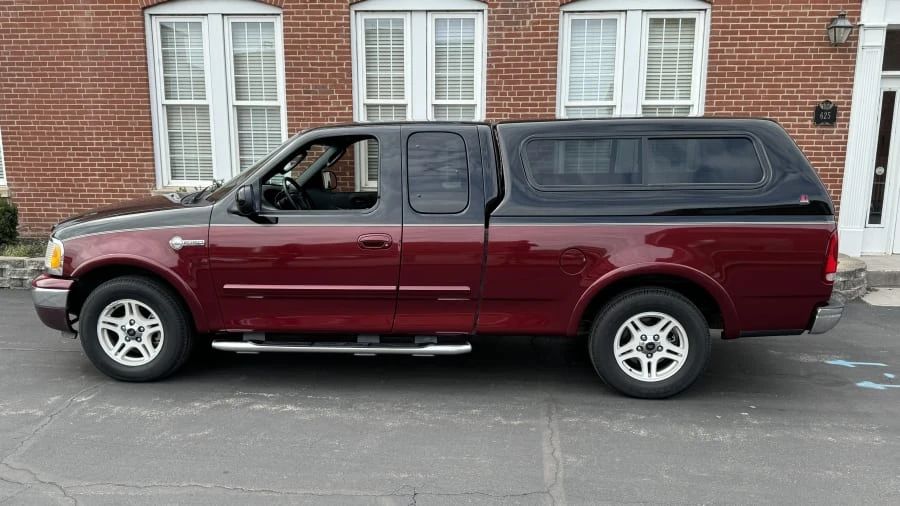 2003 Ford F-150 10th Gen - Image 2 of 10