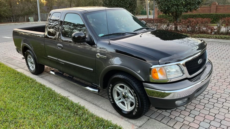 2003 Ford F-150 10th Gen - Image 2 of 31