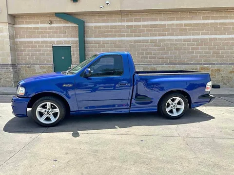 2003 Ford F150 Lightning