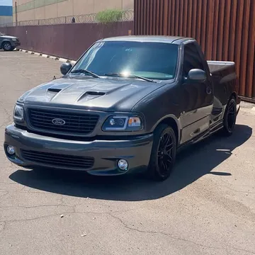 2003 Ford F150 Lightning
