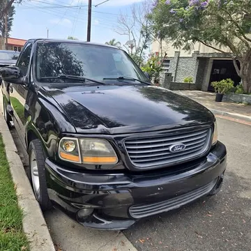 2003 Ford F150 Lightning