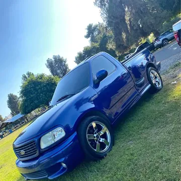 2003 Ford F150 Lightning