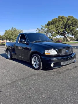 2003 Ford F150 Lightning SVT- Lightning