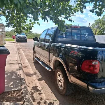 2003 Ford F150 Lightning XLT